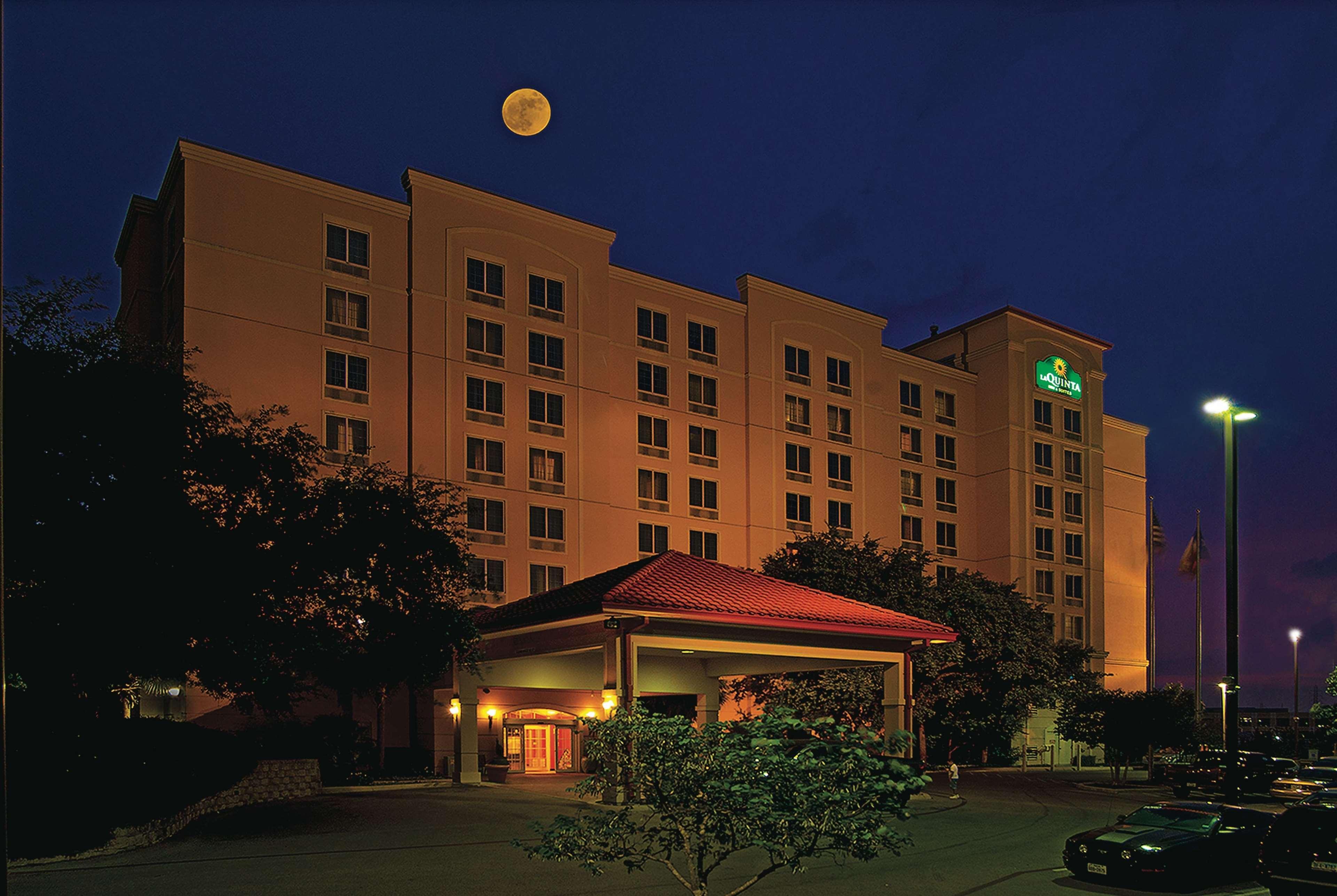 Hotel La Quinta By Wyndham San Antonio Medical Ctr. Nw Esterno foto